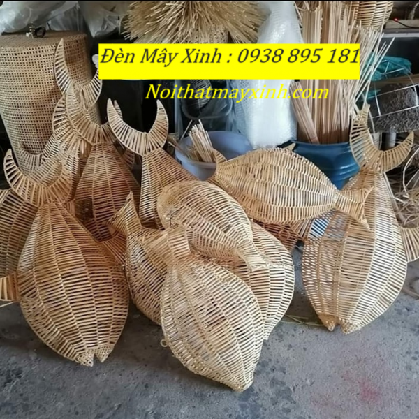 Xưởng làm đèn mây hình cá độc đáo, đèn cá bằng mây tre đan